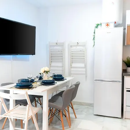 Downtown 3 Bedrooms, 1 Bathroom, Wifi Apartment Seville