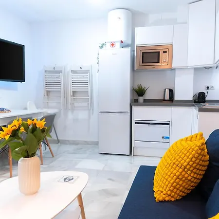 Downtown 3 Bedrooms, 1 Bathroom, Wifi Seville
