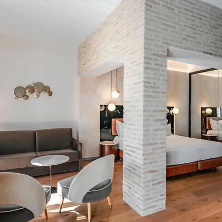 Hotel Unuk