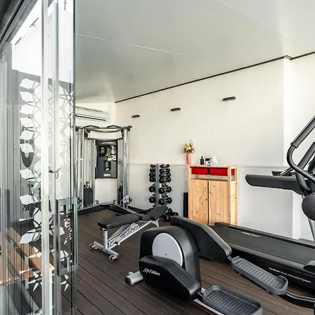 Unuk 5* Sevilla
