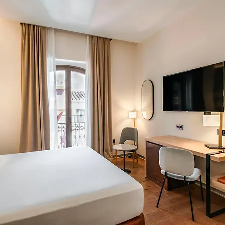 Hotel Unuk