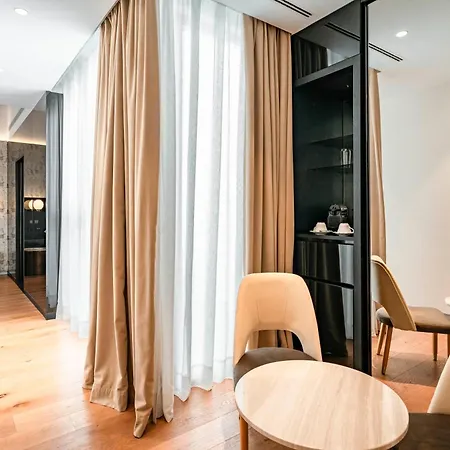 Hotel Unuk 5*