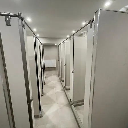Capsule hotel Urban Cube