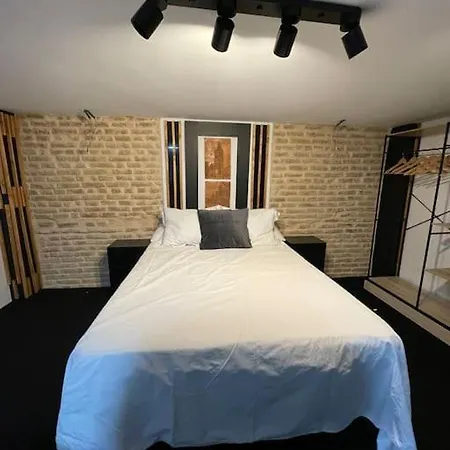 Apartamento Bajo El Sol De *