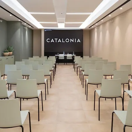 Catalonia Santa Justa Севилья
