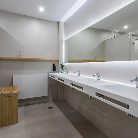 Capsule hotel Urban Cube Seville