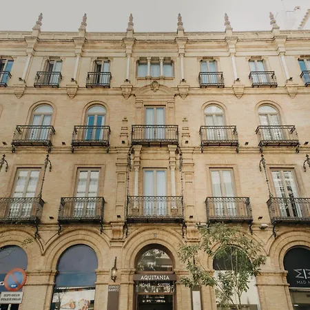 Aparthotel Aquitania 3*