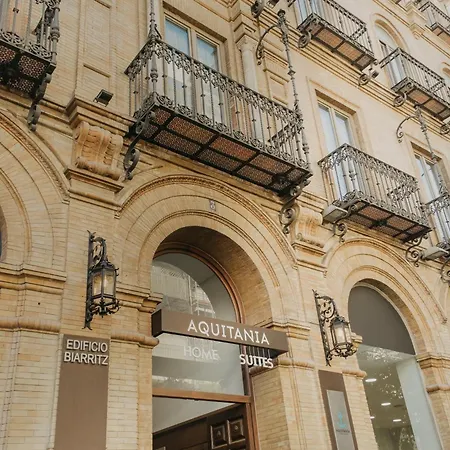 Aquitania Aparthotel