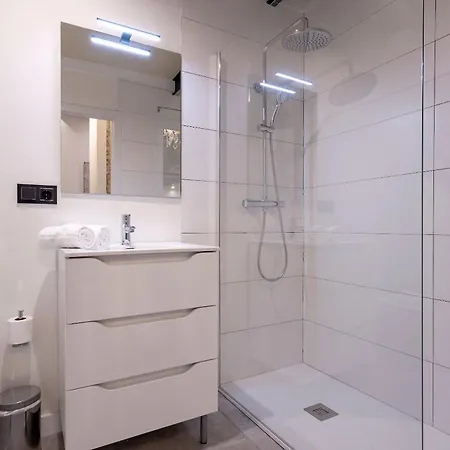 Apartment Genteel Almansa *