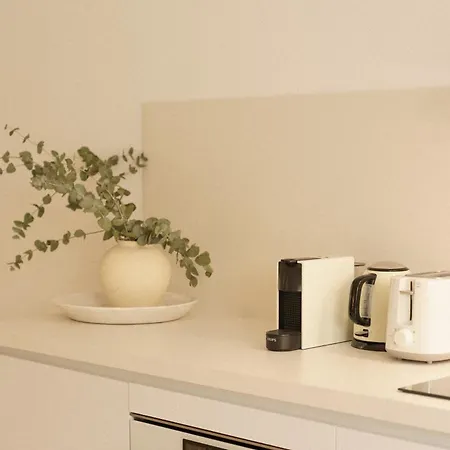 Luca Oliva Homes Riverside Apartment *