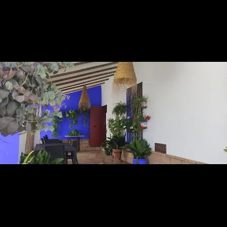 Independiente En Urbanizacion Villa *