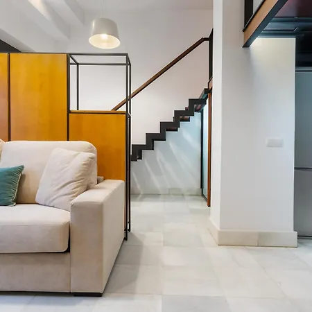 Modern Duplex - Loft Style - Historic Centre Apartment *