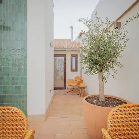 Lirium Casa Patio Gasthof