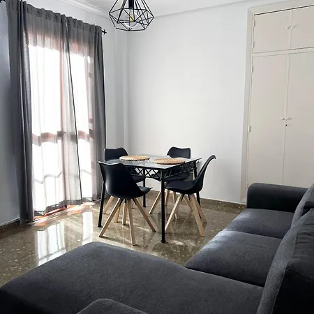 La Casa De Luis De Vargas Apartment *