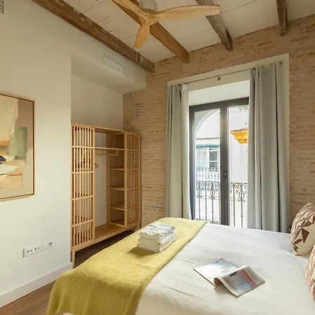 Duplex Con Terraza Privada Y Vistas A La Catedral Apartment Seville