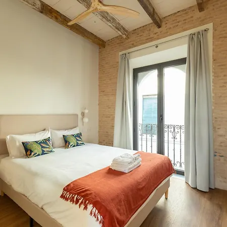 Duplex Con Terraza Privada Y Vistas A La Catedral *