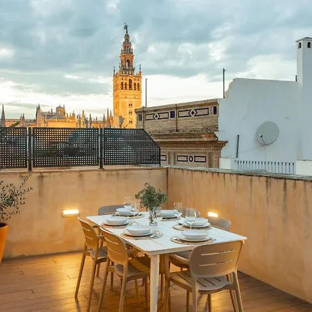 Duplex Con Terraza Privada Y Vistas A La Catedral Seville