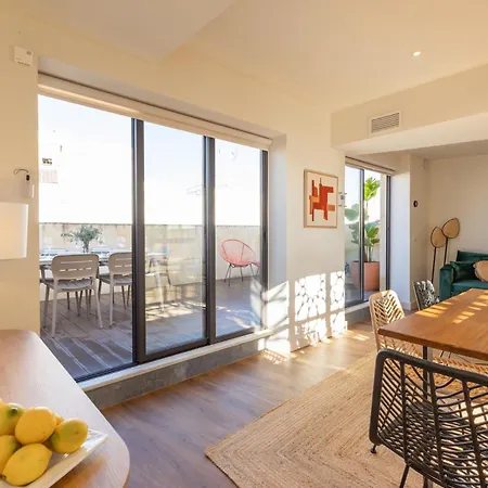 Duplex Con Terraza Privada Y Vistas A La Catedral *