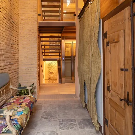 Duplex Con Terraza Privada Y Vistas A La Catedral Seville