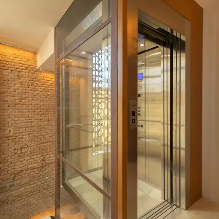 Duplex Con Terraza Privada Y Vistas A La Catedral * Seville