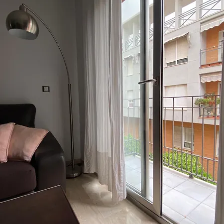 Apartment Center - Aloha