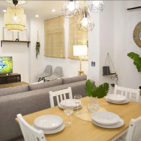5 De 2 Y Metro Apartment