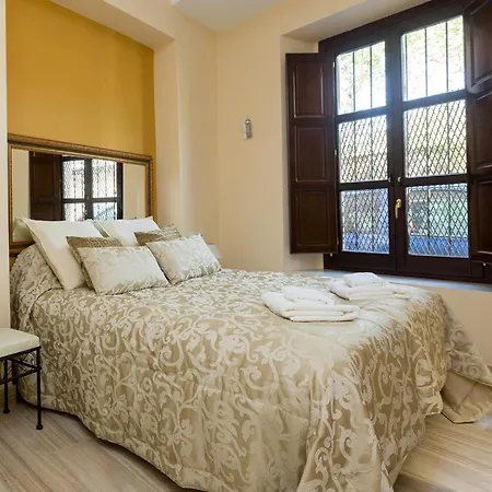 Apartamento 3 Bedrooms In The Historic Center By The River Sevilla