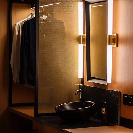 Letoh Letoh Hotell
