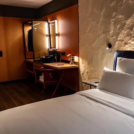 Letoh Letoh Hotell *