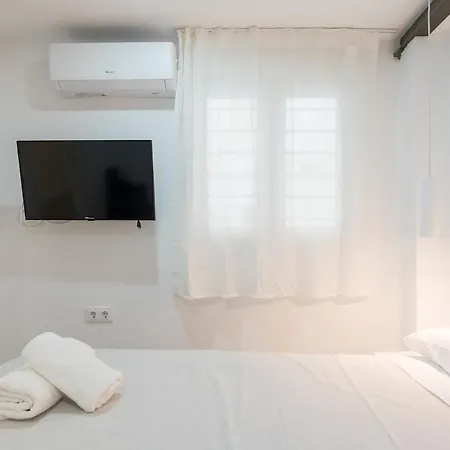 Buhaira Suites, Free Parking And Subway 公寓 塞维利亚