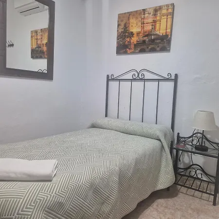 Javier Πανσιόν *