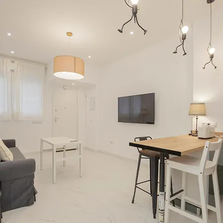 New! Stunning Modern 2br Next To Feria Apartment Sevilla