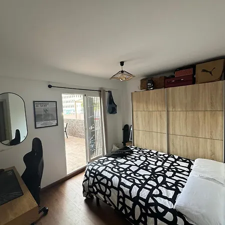 아파트 Modern With A Terrace And Elegant Design *
