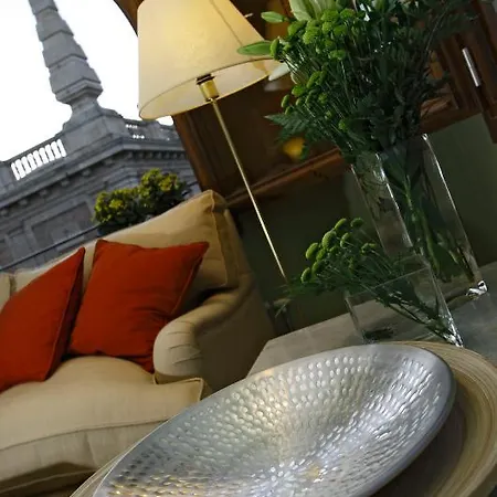 Alcazar Hotel