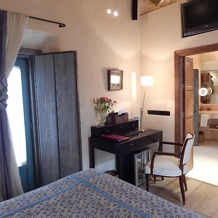 Hotel Boutique Corral Del Rey 3*
