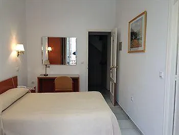 Konukevi El Cairo 2*