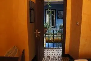 فندق Lisdos