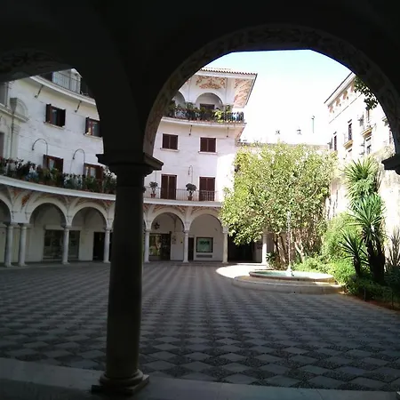 Apartament Malhara *