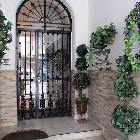 Guest house Noches De Triana Seville