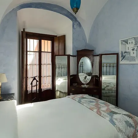 Apartment Holi-rent Historic House Next To The Alcazar Seville