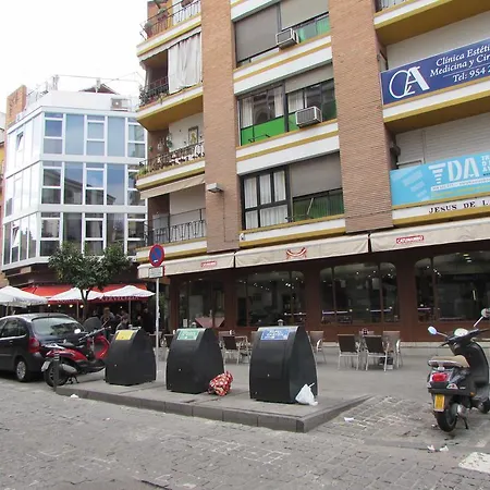 Plaza Alfalfa Centro Sevilla