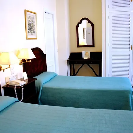 Hotel Bypillow Abril