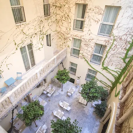 Szálloda Petit Palace Santa Cruz 4*