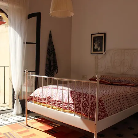 Apartamento La Campana * Seville