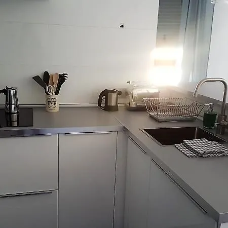 拉普拉塔托雷旅游公寓酒店 *