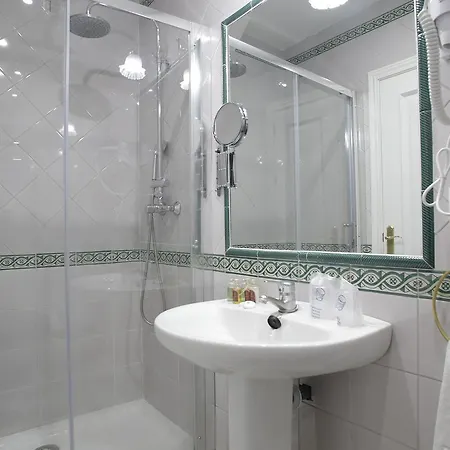 Hotel Basic Puerta De