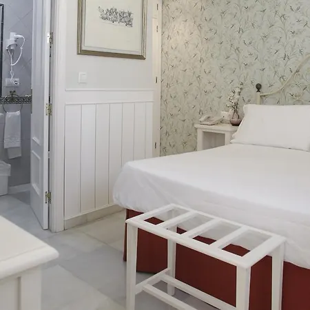 Hotel Basic Puerta De *