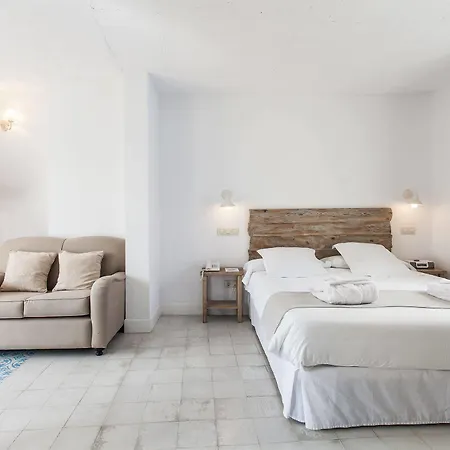 Boutique Elvira Plaza Hotel