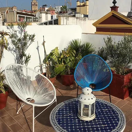 Un Patio En Santa Cruz Sevilla