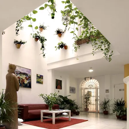 Un Patio En Santa Cruz Sevilla
